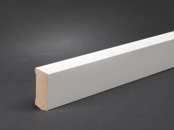 MDF 40x16x2400 mm Oberkante abgeschrägt (ohne Folie)