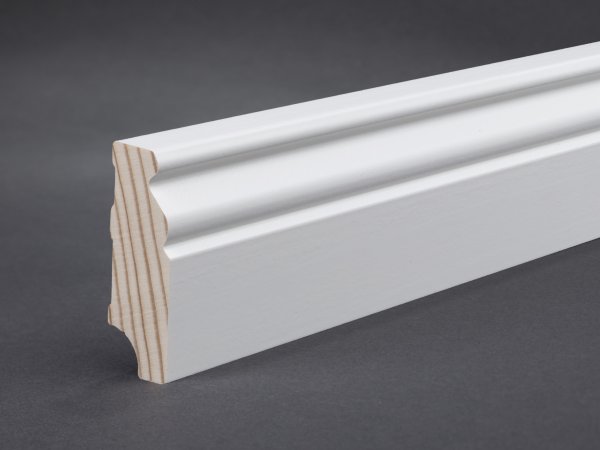 Weiße Kiefer Sockelleisten 58x19x2400 mm Berliner Profil