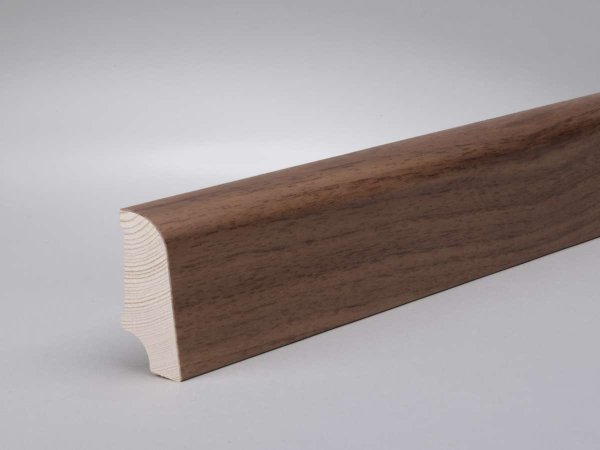 Nussbaum (Furnier) 45x22x2400 mm lackiert Oberkante abgerundet